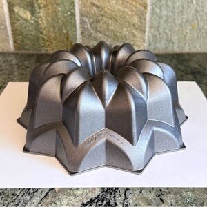 Nordic Ware Platinum Series Star Bundt Pan